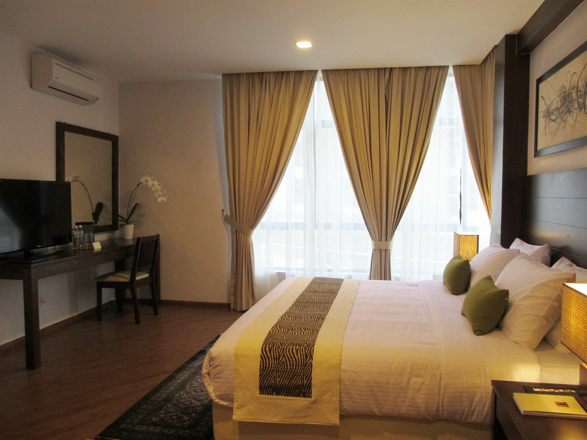 Samsuria Beach Resort & Residence Чератинг Экстерьер фото